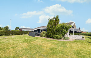 Holiday Home - Hejlsminde , Denmark - F04196 1