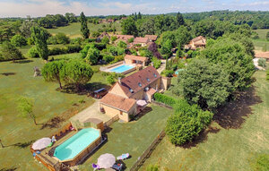 Holiday Home - Eyraud-Crempse-Maurens , France - FAD516 1