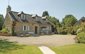 Holiday Home - Gouesnac'h , France - FBF561 1