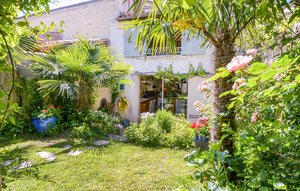 Holiday Home - Ile de Ré , France - FCH332 1