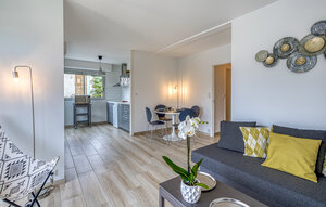 Apartment - Saint-Georges-de-Didonne , France - FCH468 1
