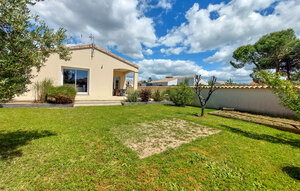 Holiday Home - Meschers-sur-Gironde , France - FCH572 1