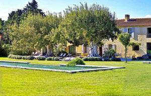 Holiday Home - Le Thor , France - FCS117 1