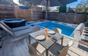 Holiday Home - Appart luxe,piscine chauffée , France - FCS215 1