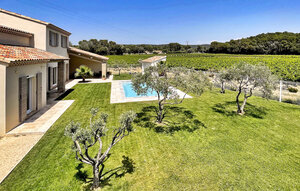 Holiday Home - Uchaux , France - FCS302 1