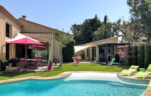 Holiday Home - Rognonas , France - FCS414 1