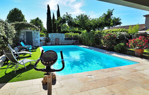 Holiday Home - Eyragues , France - FCS416 1