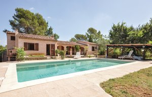Holiday Home - St. Paul en Foret , France - FCV441 1
