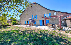 Holiday Home - Pressigny , France - FHH009 1