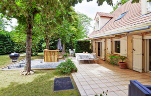 Holiday Home - Mandres-les-Roses , France - FIV008 1