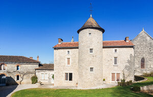 Holiday Home - Bioussac , France - FJC112 1