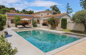 Holiday Home - Rochefort du Gard , France - FLG341 1