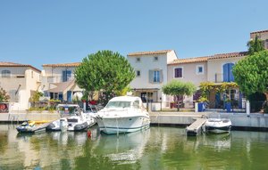 Holiday Home - Aigues-Mortes , France - FLG407 1