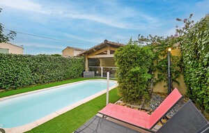 Holiday Home - Rochefort du Gard , France - FLG630 1