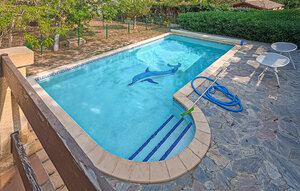 Holiday Home - Cruzy , France - FLH656 1