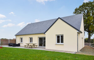 Holiday Home - Bacilly , France - FNM583 1