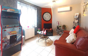 Holiday Home - Grand-Fort-Philippe , France - FNN021 1