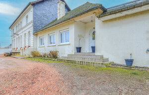 Holiday Home - Le gite de la maison blanche , France - FNP184 1