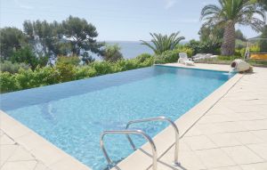 Apartment - Miramas , France - FPB171 1