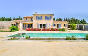 Holiday Home - Eyragues , France - FPB526 1