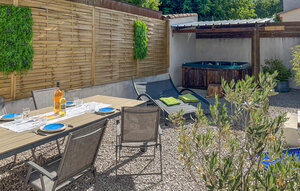 Holiday Home - Salon de Provence , France - FPB646 1