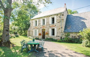 Holiday Home - Riom-ès-Montagnes , France - FUC012 1