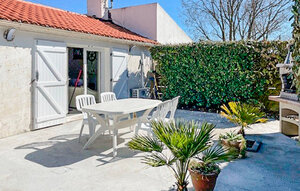 Holiday Home - Notre Dame de Monts , France - FVE394 1