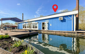 Houseboat - Lith , Holland - HNB091 1