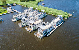 Houseboat - Aalsmeer , Holland - HNH221 1