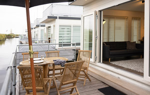 Houseboat - Aalsmeer , Holland - HNH232 1