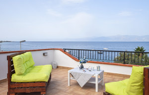 Apartment - Reggio Calabria , Italy - IKK929 1