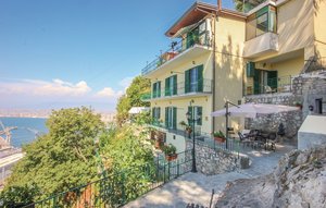 Holiday Home - Castellammare di Stabia , Italy - IKS177 1
