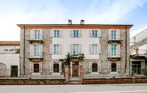 Apartment - Santo Stefano Belbo , Italy - IPL002 1