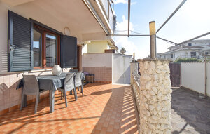 Apartment - Tor San Lorenzo , Italy - IRK005 1