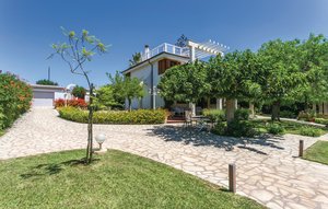 Holiday Home - Marina di Ragusa , Italy - ISR165 1