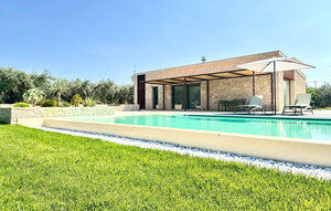 Holiday Home - Chiaramonte Gulfi , Italy - ISR844 1