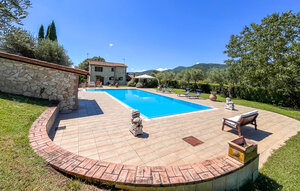 Holiday Home - Melezzole , Italy - IUO014 1