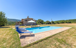 Holiday Home - Gualdo Cattaneo , Italy - IUP660 1