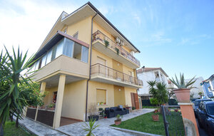 Apartment - San Benedetto del Tronto , Italy - IZK028 1