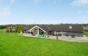 Feriehuse - Marielyst , Danmark - K12395