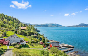 Holiday Home - Skiftun , Norway - N16401 1