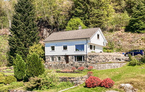 Holiday Home - Nedre Vats/Vindafjord , Norway - N17429 1