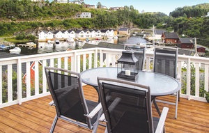Holiday Home - Vestvikvågen , Norway - N18305 1