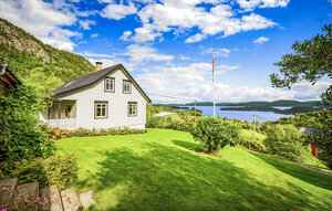 Holiday Home - Tysnes/Vestland , Norway - N18627 1