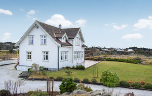 Holiday Home - Bekkjarvik/Austevoll/Vestland , Norway - N20386 1