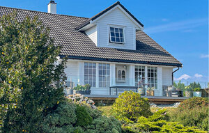 Holiday Home - Bakkasund/Austevoll/Vestland , Norway - N20387 1