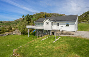 Holiday Home - Ånneland, Gulen , Norway - N21091 1