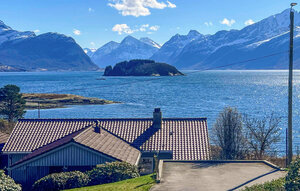 Holiday Home - Ålesund , Norway - N27322 1