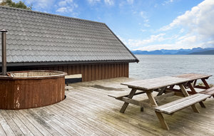 Holiday Home - Midsund , Norway - N28141 1