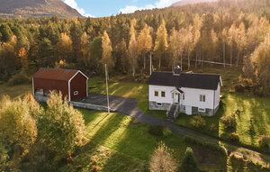 Holiday Home - Molde , Norway - N28171 81